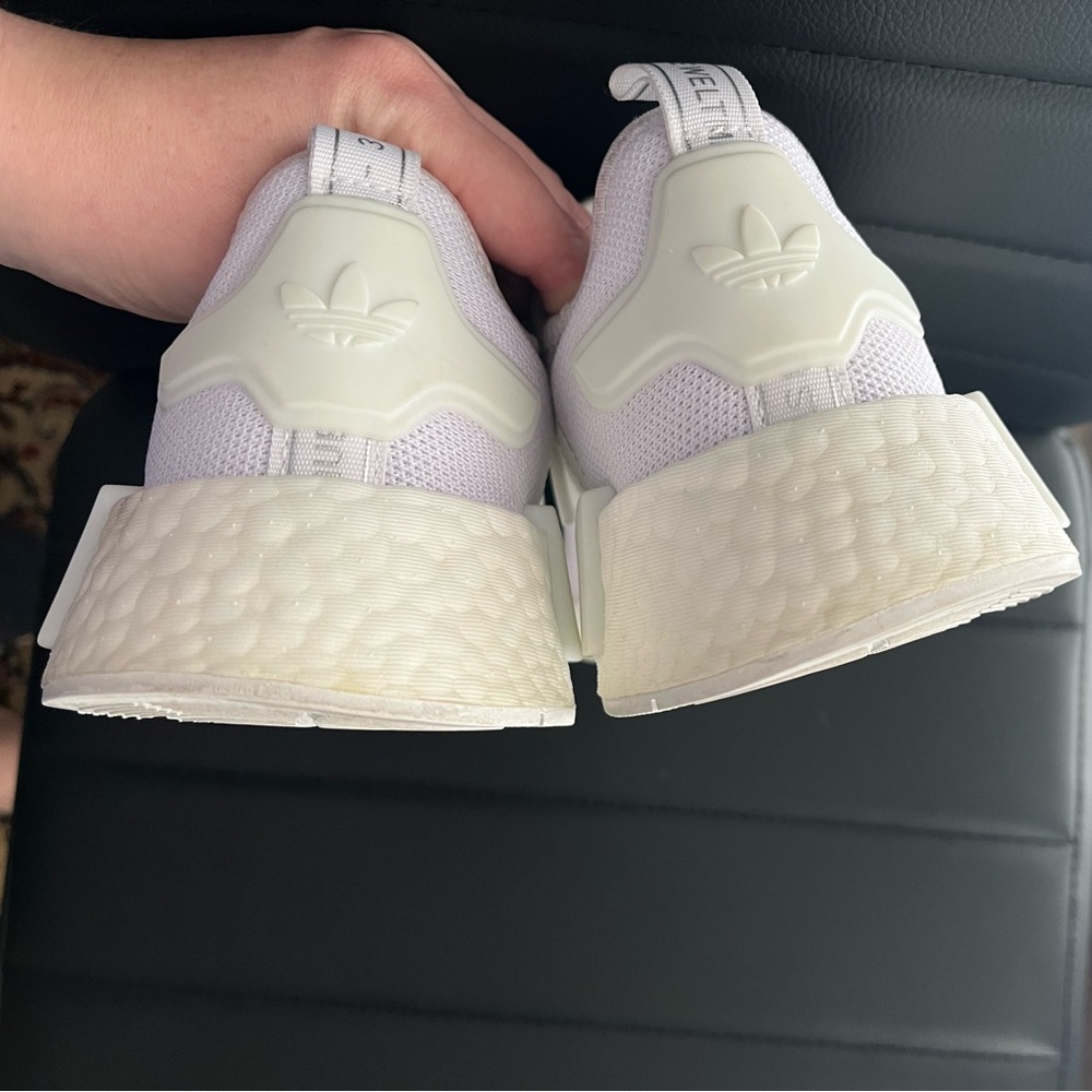 Adidas NMD R1 Shoes - Picture 3 of 7